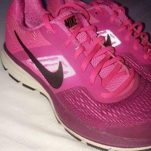 Pink Nike’s